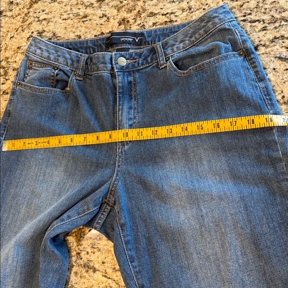 Lane Bryant Venezia Bootcut Jean Women's 14 Regular EUC - Picture 7 of 12
